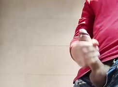 Twink's very big ejaculation boys porn