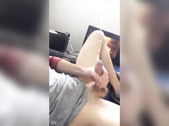 Dnz quick but massive cum geyser