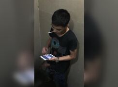 spy at shool toilet II