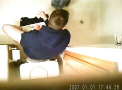 spy at shool toilet IV