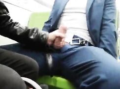 Dnz cruising on the metro