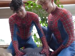 Spiderman Threesome Cumming