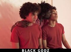 2 hot twinks in hardcore fucking