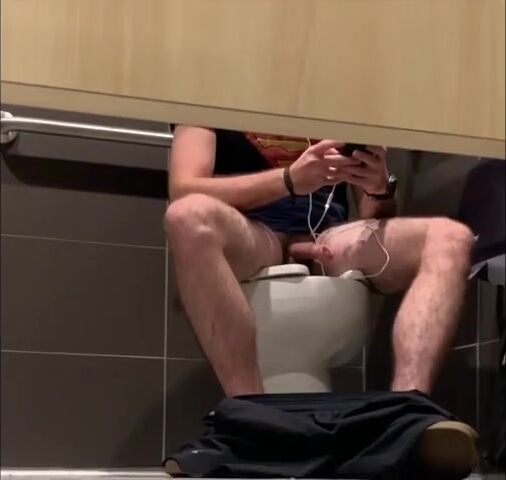 Bathroom Spy Compilation | GayPornTube