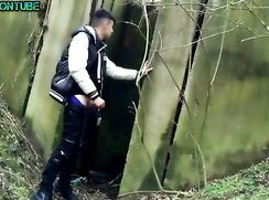 ♥ Me wanking outside ♥