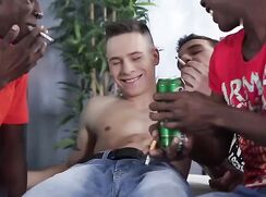 Interacial Bareback OrgyBlack