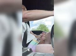 [Twit] [050] Car cumshot - Speaking of cannons