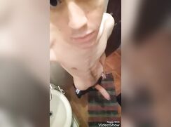 Teen Shows 9 inch Cock !