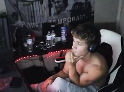 Nat se masturbe cam boys porn