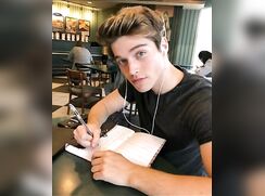 I didn't cums for so long that I cums the whole mirror!