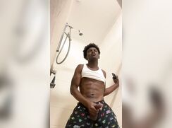 [NT][171] [Bathroom] Small clips of teens, Twinks & guys from NT