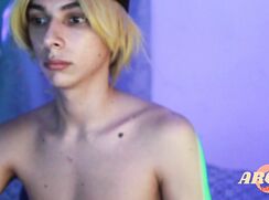 Archi Solo Cam Cum Boy QW4R