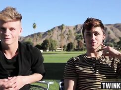 Max and Jake‘s RoadStrip