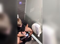 Spy for guys jerking in the public toilet
