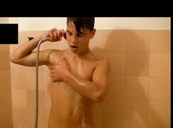 AA Vid - Gay porn beautiful boy in the shower amateur solo twink tube