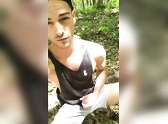 [MC]-[239] Just jerkin off in the woods