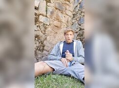 [OF][030] Jaden wanking outdoors and cums