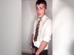 Twink cumming hands free