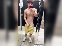 Sport guy shows his tool in public