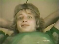 Vintage Blond Leif Garrett lookalike wanks and cums boys porn