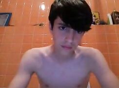 Twink's Bathroom Cam Show Boys Cam Porn