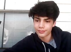 CUTE YOUNG TWINK HUNG