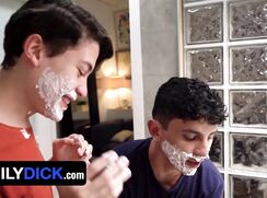 Learning to shave and more gay porn videos