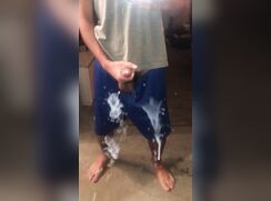 [Fountain cumshots][09] Teens, Twinks and guys wanking and fountain cumshots