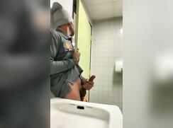 Public JO Definitely wants to be seen. Luv it boys porn