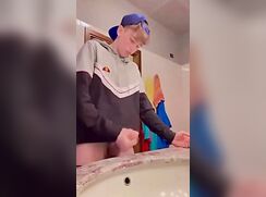 Rubax Video - Cute Blond Boy Wanks Into The Sink
