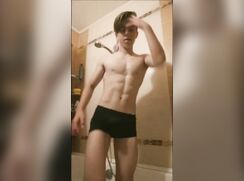 Hot boy wankes cam porn