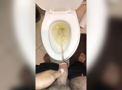 Sexy Latin Twink pissing