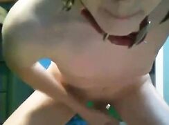 Sweet Sub Twink Rides Hairbrush to Cumshot Cam Boys Porn