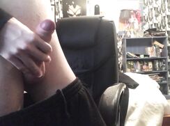 [ABX][2][918] - Smooth young camboy jerks off on cam for his viewers,...