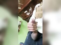 [Fountain cumshots][33] Teens, Twinks and guys wanking and fountain cumshots