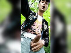 Rubax Video - Quick Cumshot in the Park from Idmir twink