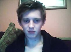 Hot Twink selfsuck and measured his dick