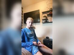 Cute Blonde Boy Wanks Cam Porn Twinks
