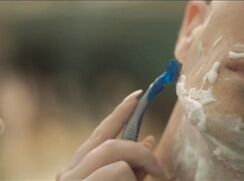Shave (Short movie, Spain)
