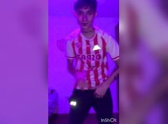 Adolescente se excita dançandoe ... termina camboys porn