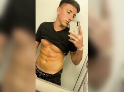 Mateo, garoto carente se aliviando numa punheta!!!