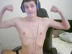 Exibindo numa punheta também os nervos do pau!!!