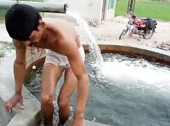 now digs into, TUBE WELL