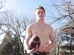 itstruehgj in a C-orbin F_isher video. This guy is a hunk.