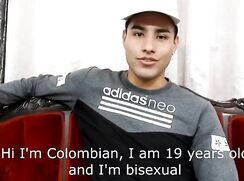 [Angelo jovem latino numa grande punheta e gala a vontade]