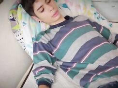 Braclet Boy Cums Clothed Twink Porn