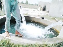 hotties hook up, TUBE WELL