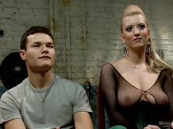 ♥ Cherry Torn femdom cuckold humiation ♥