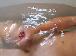 [ABX][3][541] - Bathtub wanker