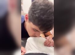 FIRST TIME SUCKING DICK (NO CUM)